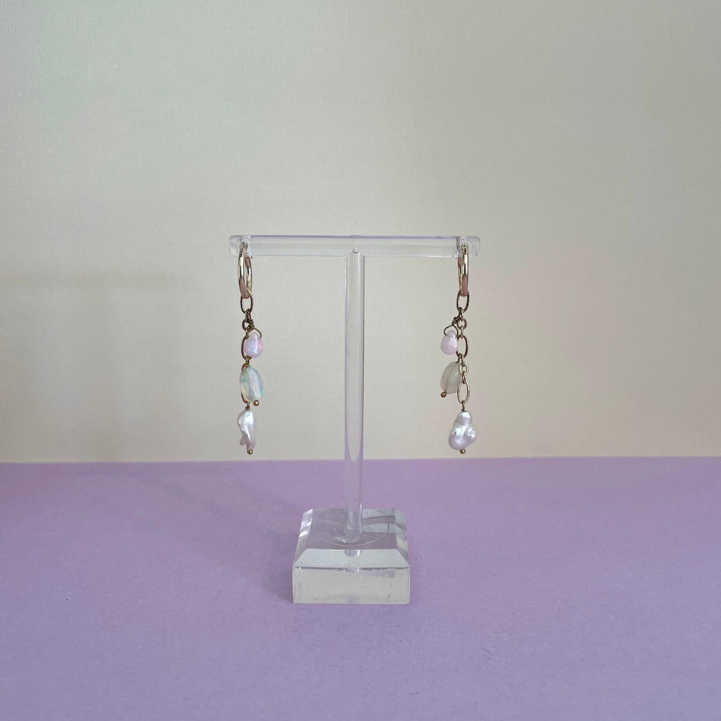 Opearl Chain Huggies