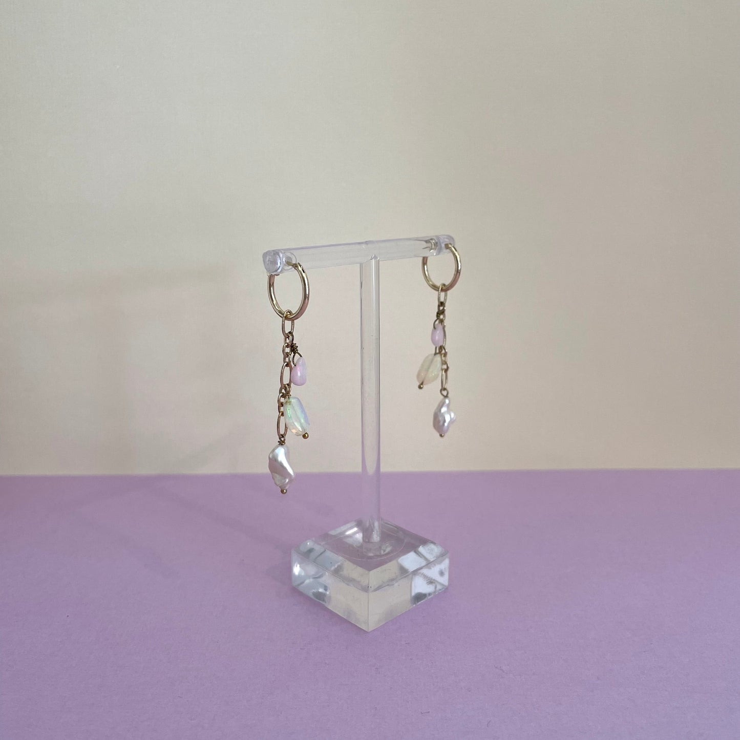 Opearl Chain Huggies