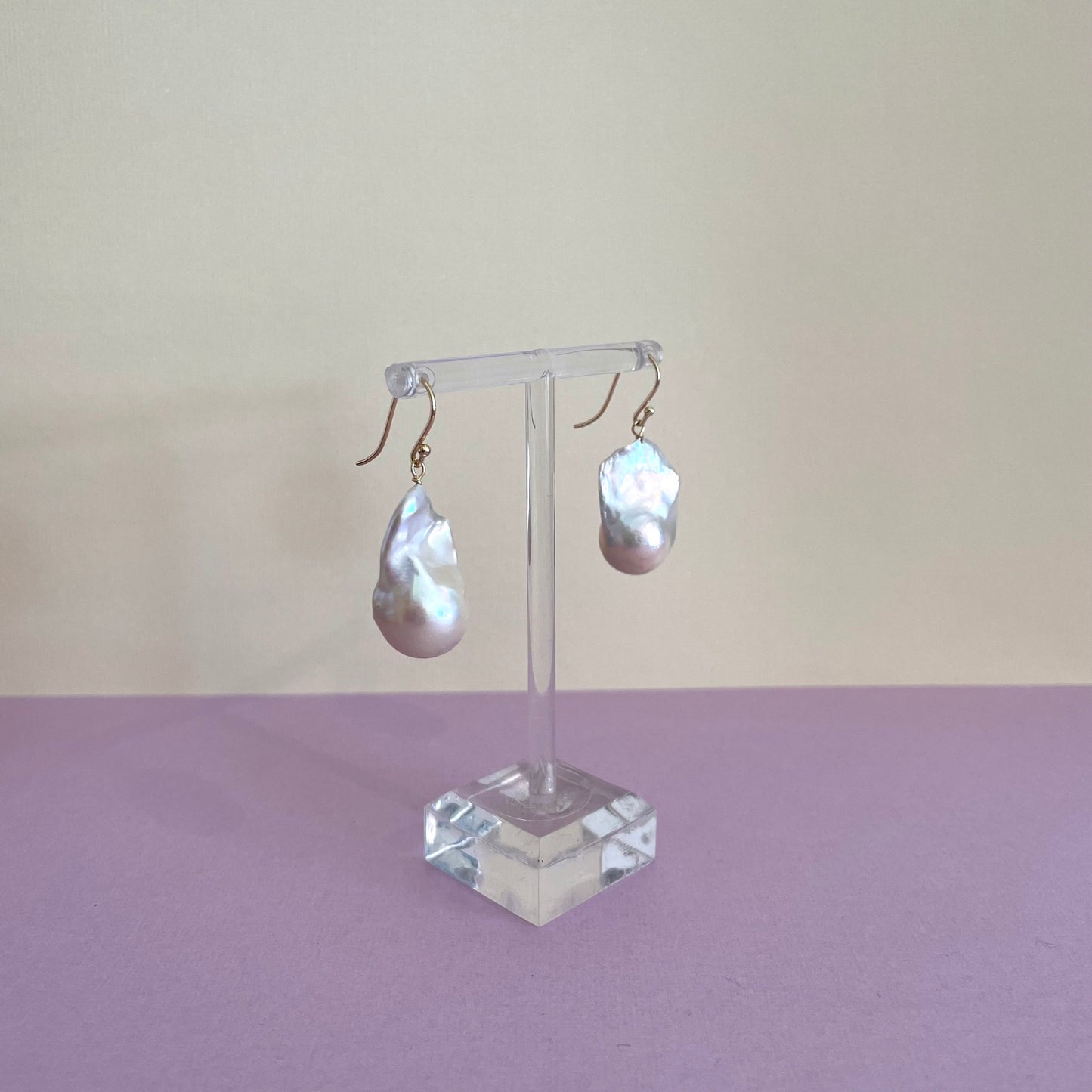 Baroque Pearl Earrings Solid Gold